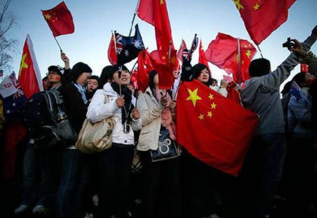 醉酒后恶意殴打他人？警方：已刑拘